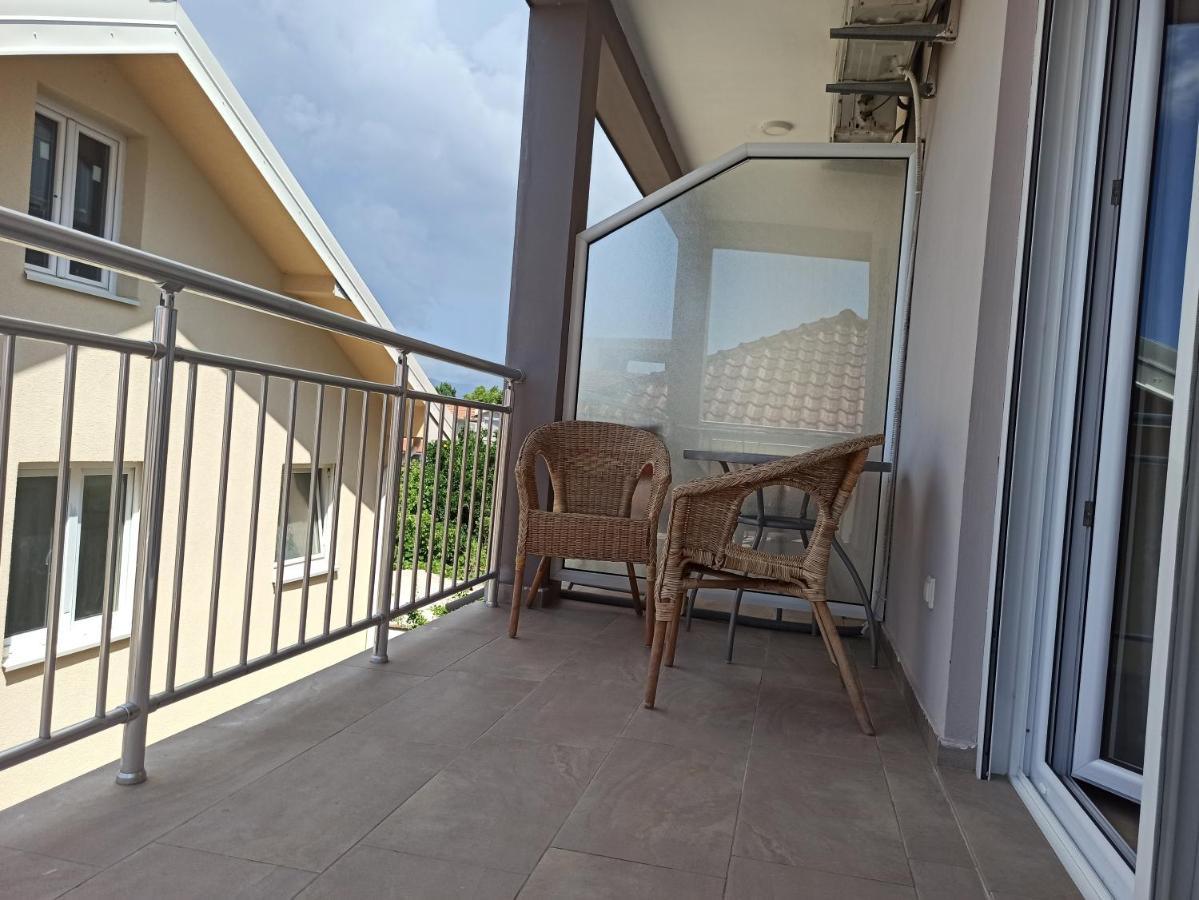Apartment'S Meti Ulcinj Luaran gambar